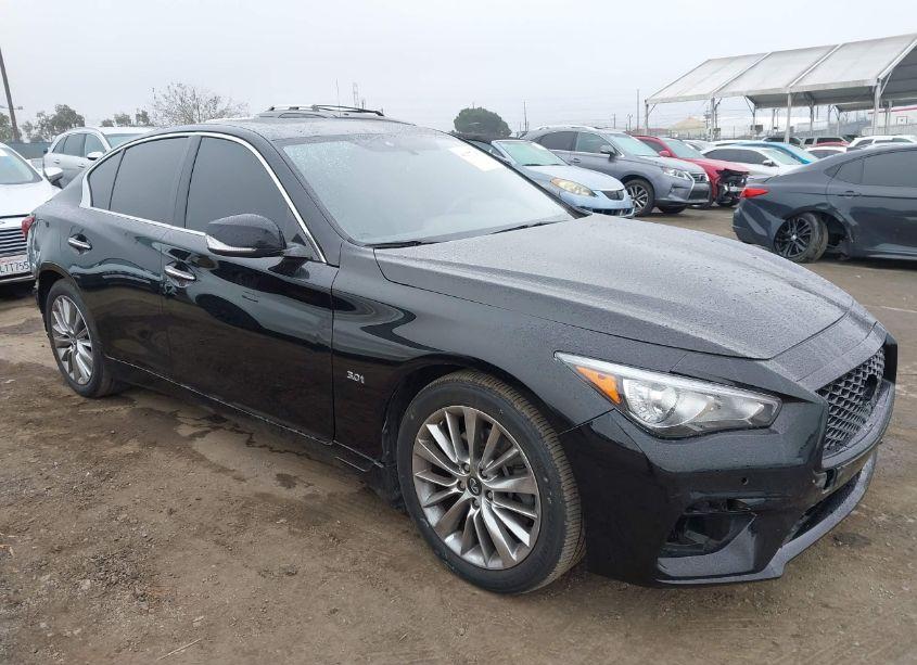 2018 Infiniti Q50 3.0T LUXE (VIN JN1EV7AR4JM443312) main photo