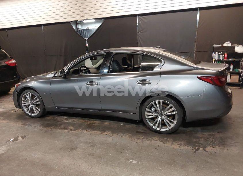 Photo 13 of 2018 Infiniti Q50 3.0T LUXE/3.0T SPORT (VIN JN1EV7AR4JM444279)