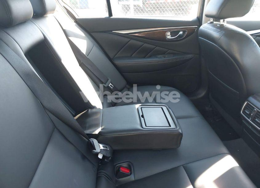 Photo 8 of 2018 Infiniti Q50 3.0T LUXE (VIN JN1EV7AR4JM612194)