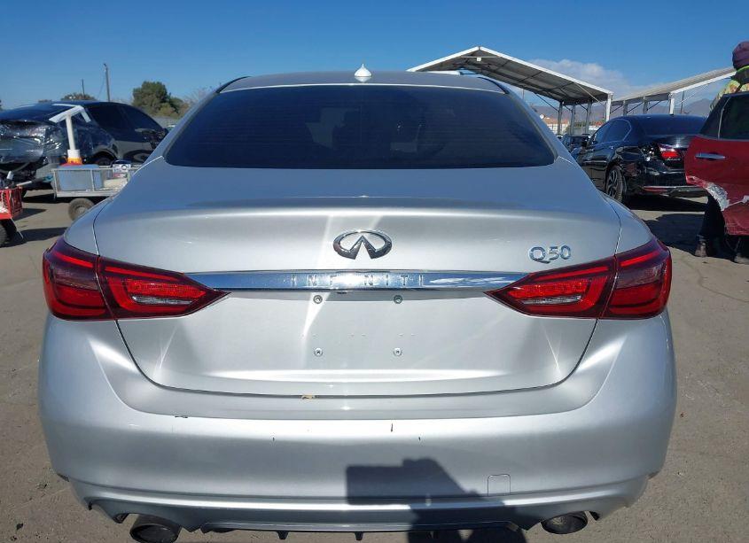 Photo 15 of 2018 Infiniti Q50 3.0T LUXE (VIN JN1EV7AR5JM611068)