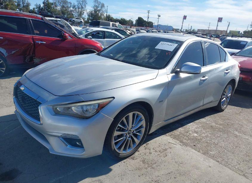 Photo 2 of 2018 Infiniti Q50 3.0T LUXE (VIN JN1EV7AR5JM611068)