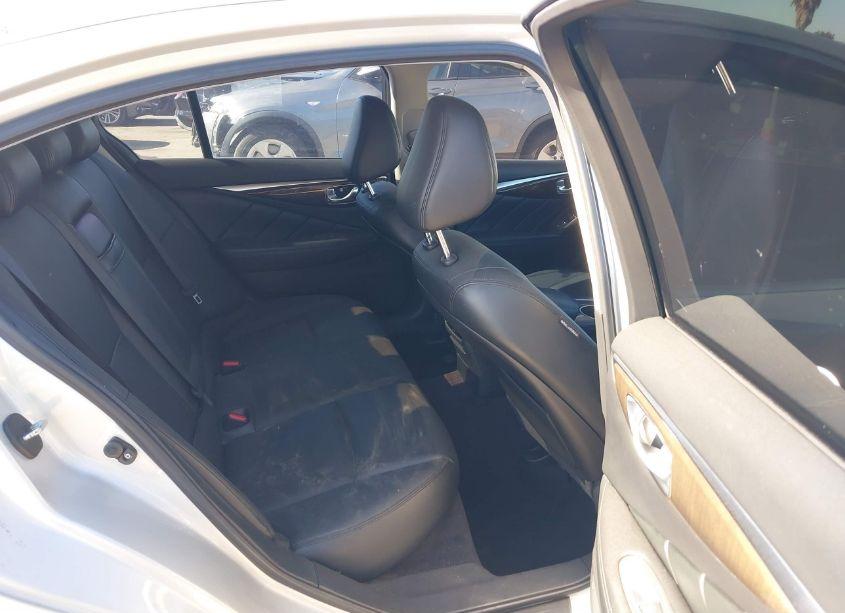 Photo 8 of 2018 Infiniti Q50 3.0T LUXE (VIN JN1EV7AR5JM611068)