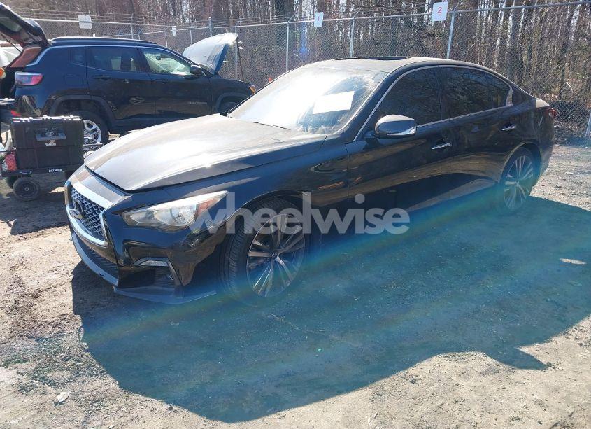 Photo 2 of 2018 Infiniti Q50 3.0T SPORT (VIN JN1EV7AR5JM611135)