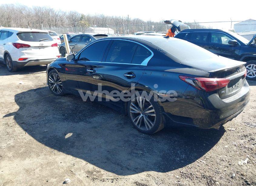 Photo 3 of 2018 Infiniti Q50 3.0T SPORT (VIN JN1EV7AR5JM611135)