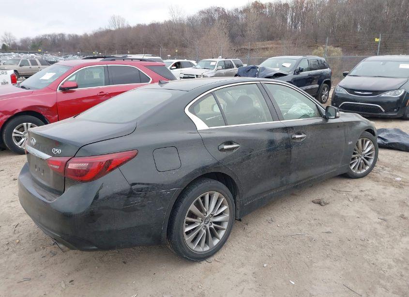 Photo 4 of 2018 Infiniti Q50 3.0T LUXE (VIN JN1EV7AR6JM434885)