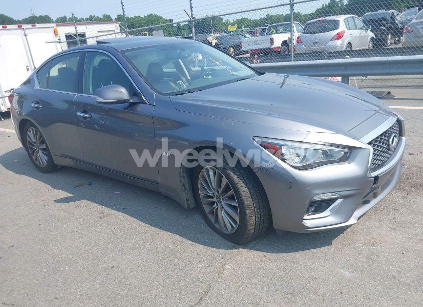 2018 Infiniti Q50 3.0T LUXE (VIN JN1EV7AR6JM442422) main photo