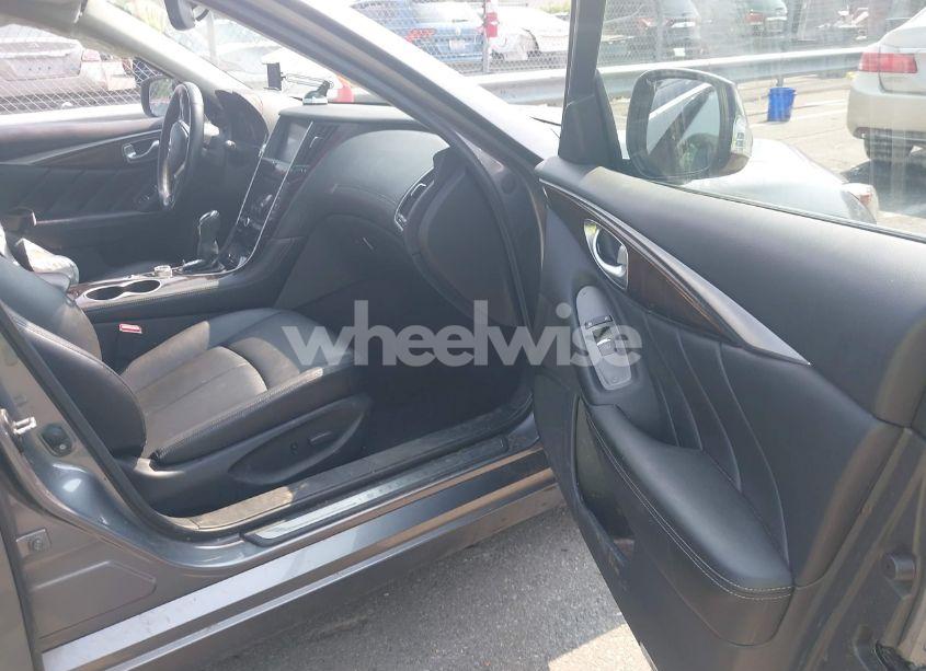 Photo 5 of 2018 Infiniti Q50 3.0T LUXE (VIN JN1EV7AR6JM442422)