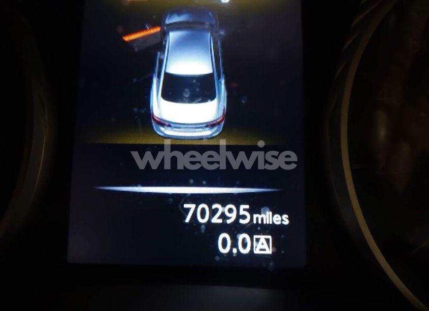 Photo 15 of 2018 Infiniti Q50 3.0T LUXE (VIN JN1EV7AR6JM444090)