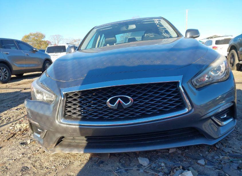 Photo 13 of 2018 Infiniti Q50 3.0T LUXE (VIN JN1EV7AR6JM611032)