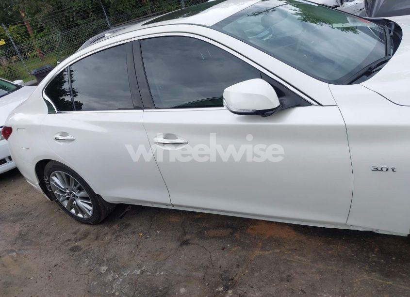 Photo 14 of 2018 Infiniti Q50 3.0T LUXE (VIN JN1EV7AR7JM430585)