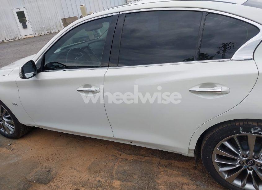 Photo 15 of 2018 Infiniti Q50 3.0T LUXE (VIN JN1EV7AR7JM430585)