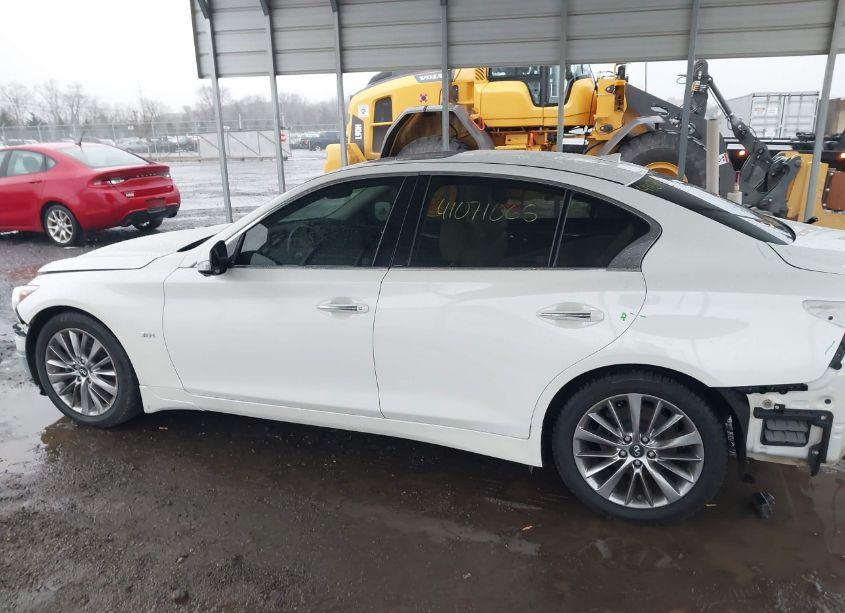 Photo 14 of 2018 Infiniti Q50 3.0T LUXE (VIN JN1EV7AR8JM431888)