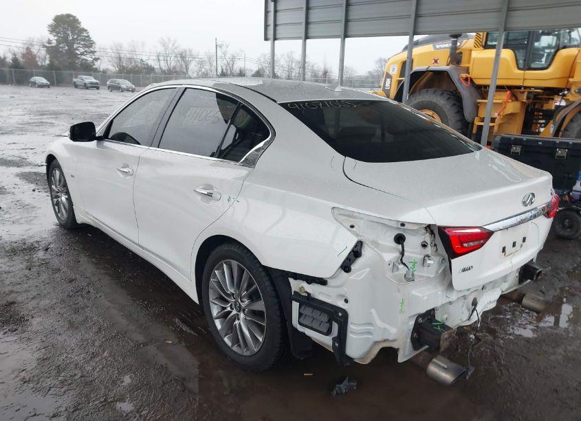 Photo 3 of 2018 Infiniti Q50 3.0T LUXE (VIN JN1EV7AR8JM431888)