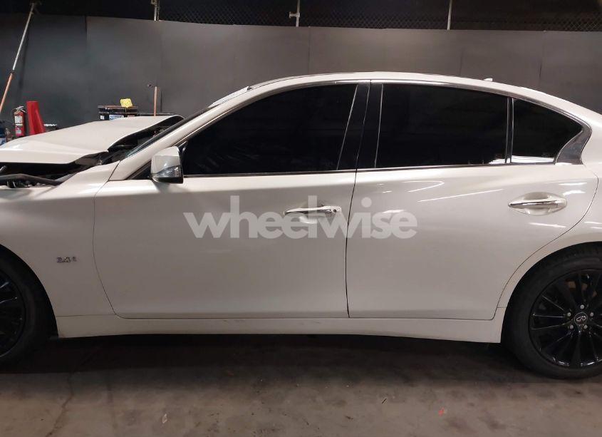 Photo 14 of 2018 Infiniti Q50 3.0T LUXE (VIN JN1EV7AR8JM440624)