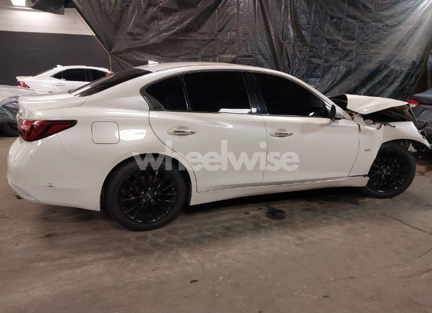 Photo 4 of 2018 Infiniti Q50 3.0T LUXE (VIN JN1EV7AR8JM440624)