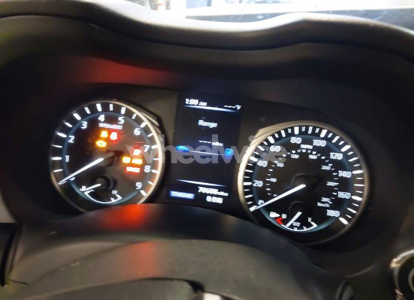 Photo 7 of 2018 Infiniti Q50 3.0T LUXE (VIN JN1EV7AR8JM440624)