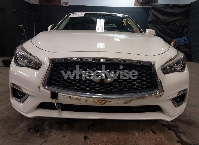 Photo 11 of 2018 Infiniti Q50 3.0T LUXE (VIN JN1EV7AR9JM433164)