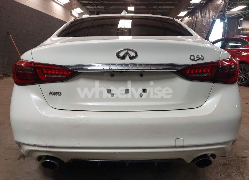 Photo 15 of 2018 Infiniti Q50 3.0T LUXE (VIN JN1EV7AR9JM433164)