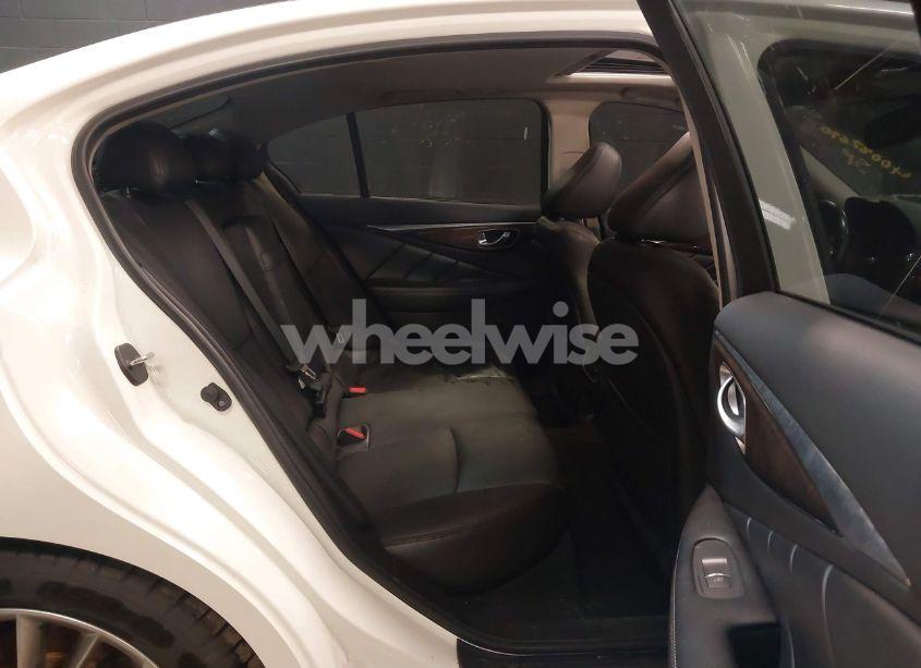 Photo 8 of 2018 Infiniti Q50 3.0T LUXE (VIN JN1EV7AR9JM433164)