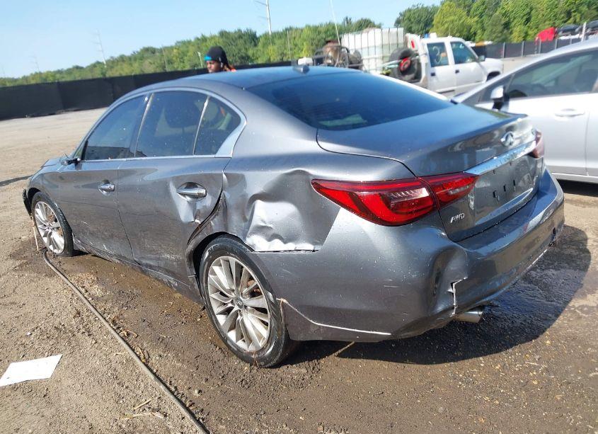 Photo 3 of 2018 Infiniti Q50 3.0T LUXE (VIN JN1EV7AR9JM436467)