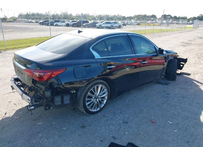 Photo 4 of 2021 Infiniti Q50 LUXE (VIN JN1EV7BP0MM704646)