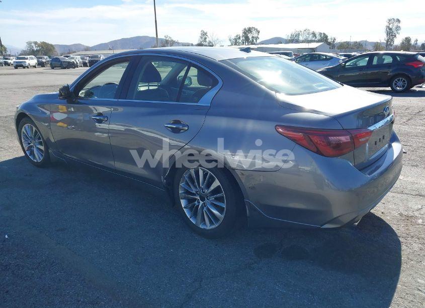 Photo 3 of 2021 Infiniti Q50 LUXE (VIN JN1EV7BP3MM701871)
