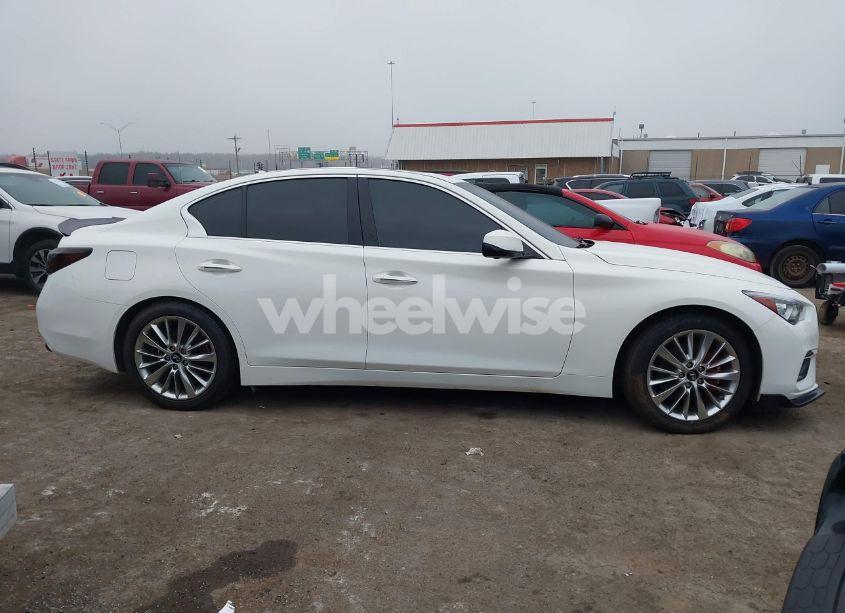 Photo 13 of 2021 Infiniti Q50 LUXE (VIN JN1EV7BP5MM703282)