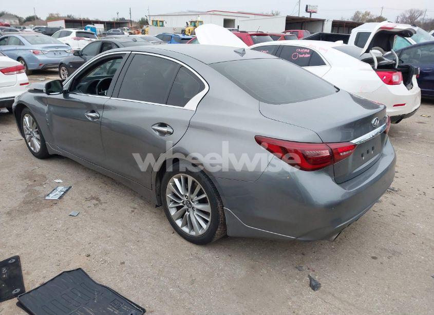 Photo 3 of 2021 Infiniti Q50 LUXE (VIN JN1EV7BPXMM701057)