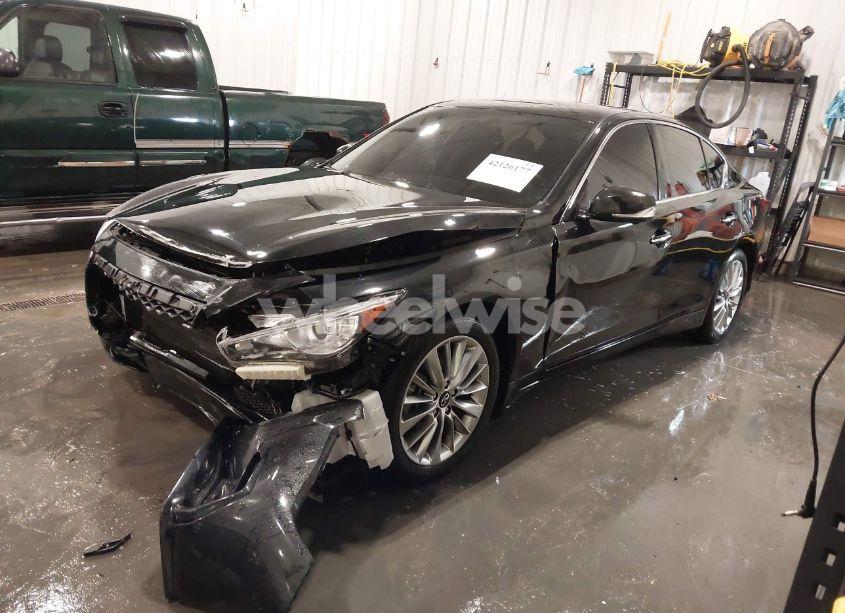 Photo 2 of 2021 Infiniti Q50 LUXE AWD (VIN JN1EV7BR0MM755324)