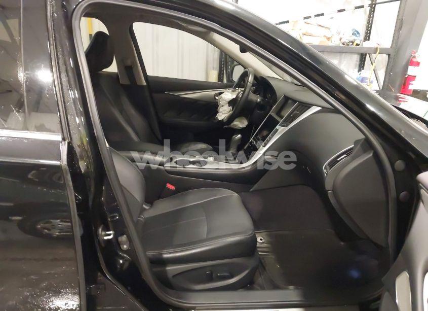 Photo 5 of 2021 Infiniti Q50 LUXE AWD (VIN JN1EV7BR0MM755324)