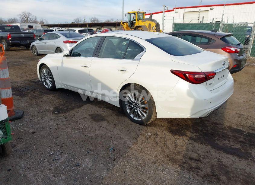 Photo 3 of 2021 Infiniti Q50 LUXE AWD (VIN JN1EV7BR1MM750164)