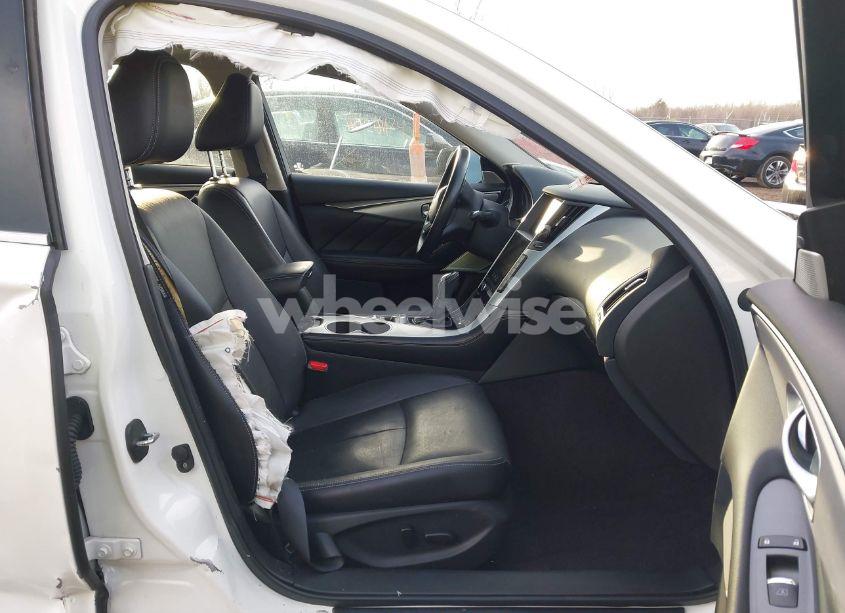 Photo 5 of 2021 Infiniti Q50 LUXE AWD (VIN JN1EV7BR1MM750164)