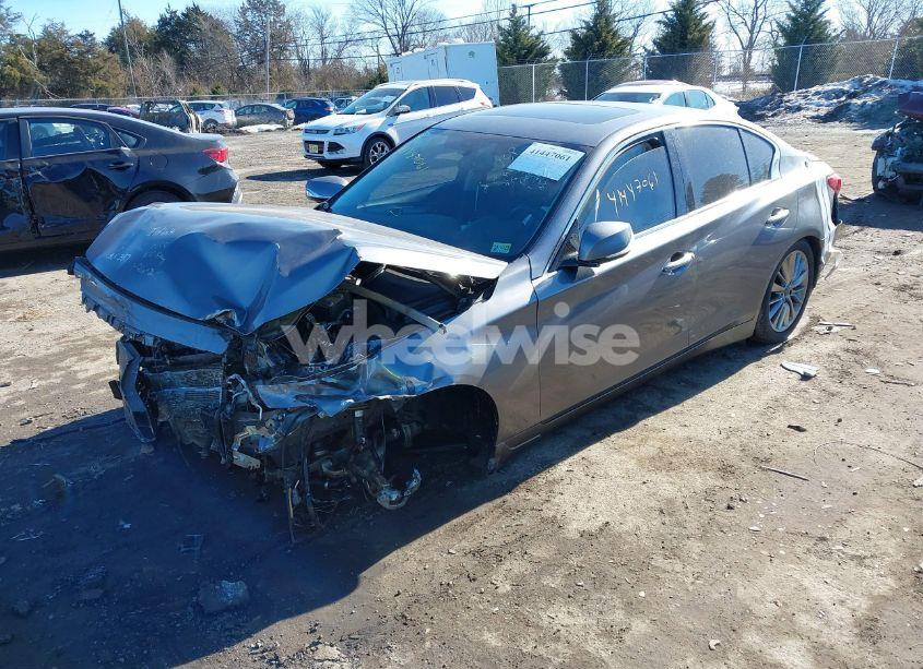 Photo 2 of 2021 Infiniti Q50 LUXE AWD (VIN JN1EV7BR1MM750939)