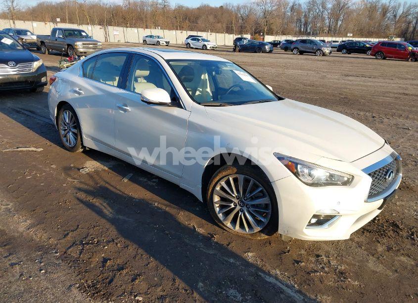 2021 Infiniti Q50 LUXE AWD (VIN JN1EV7BR1MM755462) main photo
