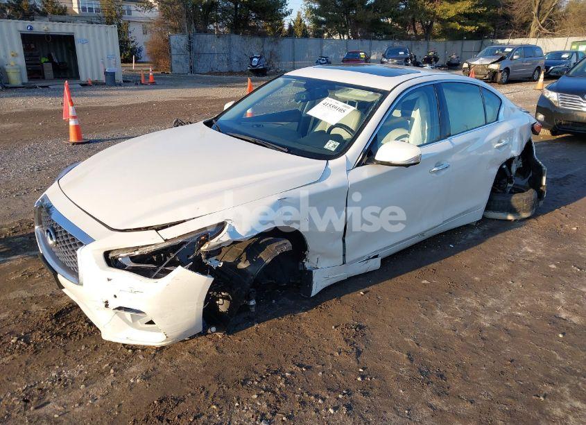 Photo 2 of 2021 Infiniti Q50 LUXE AWD (VIN JN1EV7BR1MM755462)