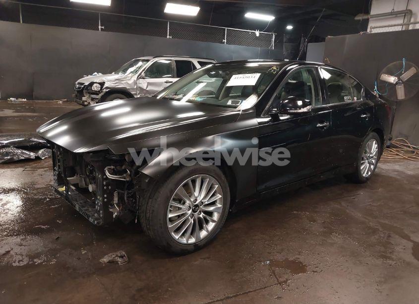 Photo 2 of 2021 Infiniti Q50 LUXE AWD (VIN JN1EV7BR2MM750352)