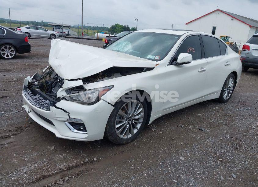 Photo 2 of 2021 Infiniti Q50 LUXE AWD (VIN JN1EV7BR3MM751283)