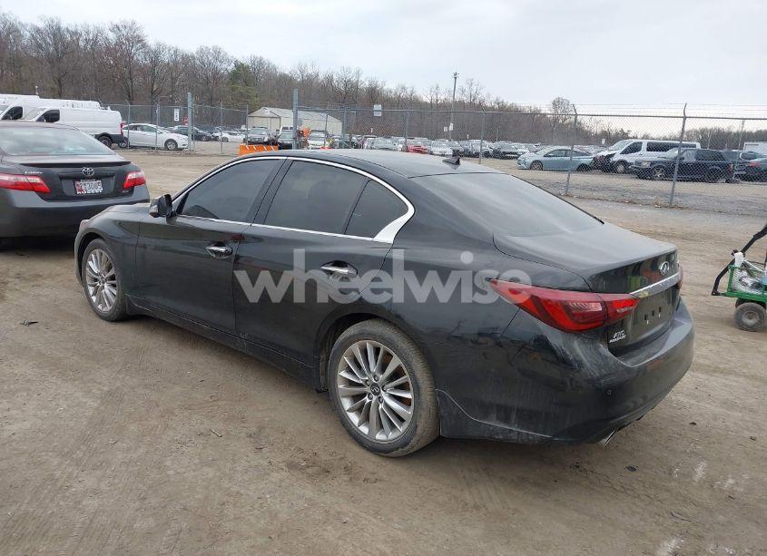 Photo 3 of 2021 Infiniti Q50 LUXE AWD (VIN JN1EV7BR7MM752310)