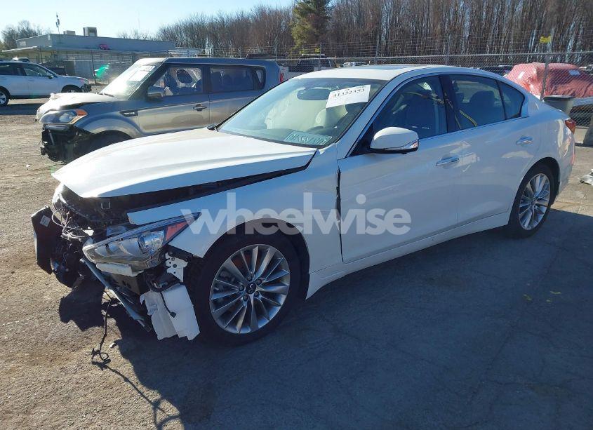 Photo 2 of 2021 Infiniti Q50 LUXE AWD (VIN JN1EV7BR7MM754168)