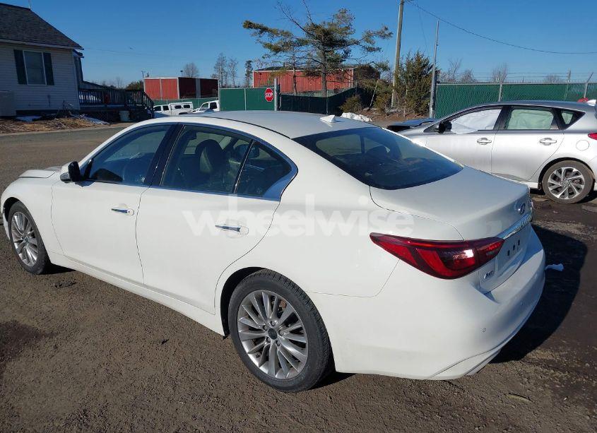 Photo 3 of 2021 Infiniti Q50 LUXE AWD (VIN JN1EV7BR9MM756150)