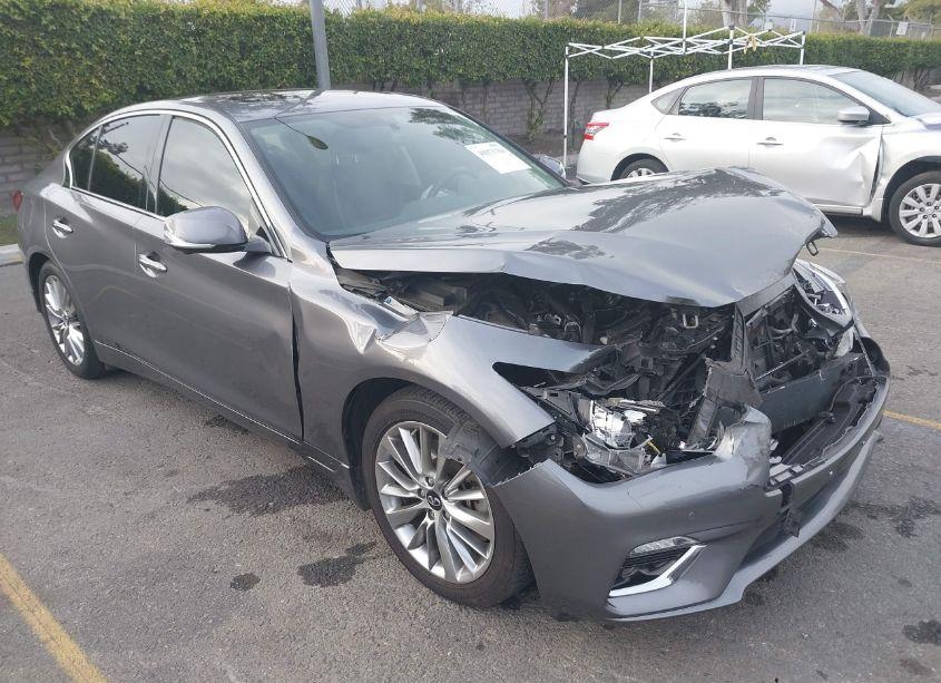 2022 Infiniti Q50 LUXE AWD (VIN JN1EV7BRXNM341100) main photo