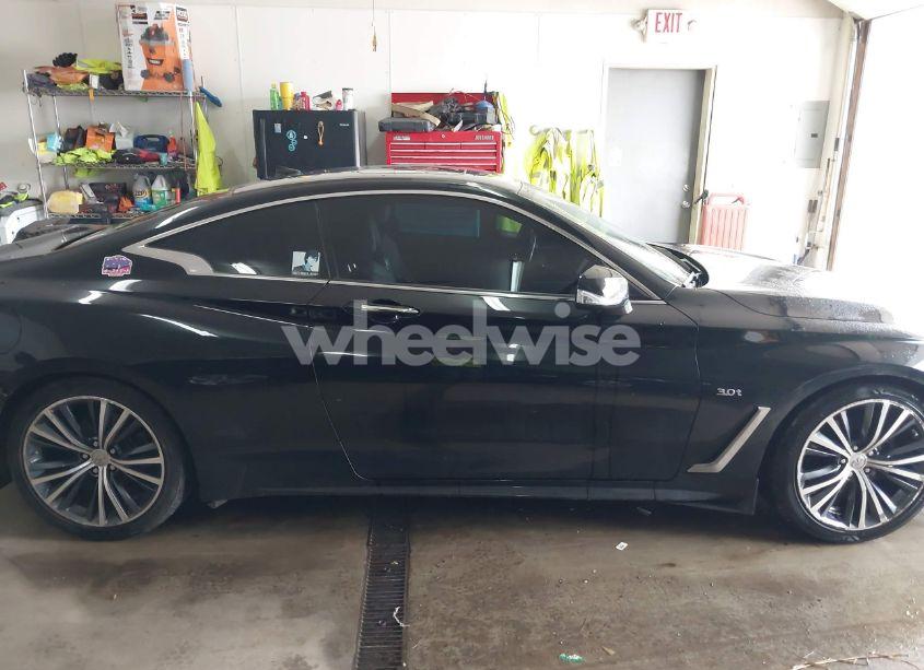 Photo 13 of 2018 Infiniti Q60 3.0T LUXE (VIN JN1EV7EK3JM340105)