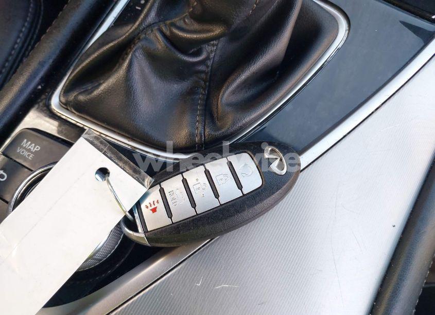 Photo 11 of 2018 Infiniti Q60 3.0T LUXE (VIN JN1EV7EK5JM340185)