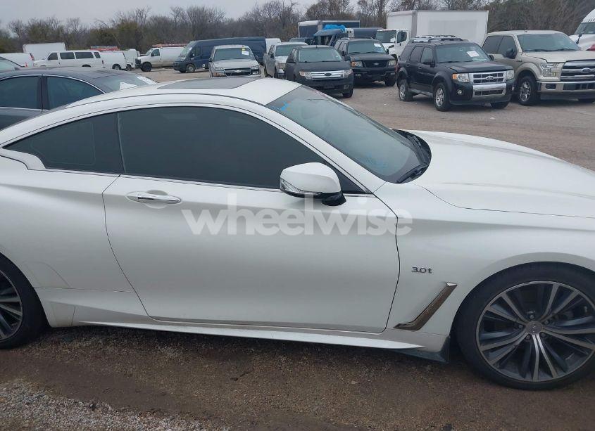 Photo 13 of 2018 Infiniti Q60 3.0T LUXE (VIN JN1EV7EK8JM340276)