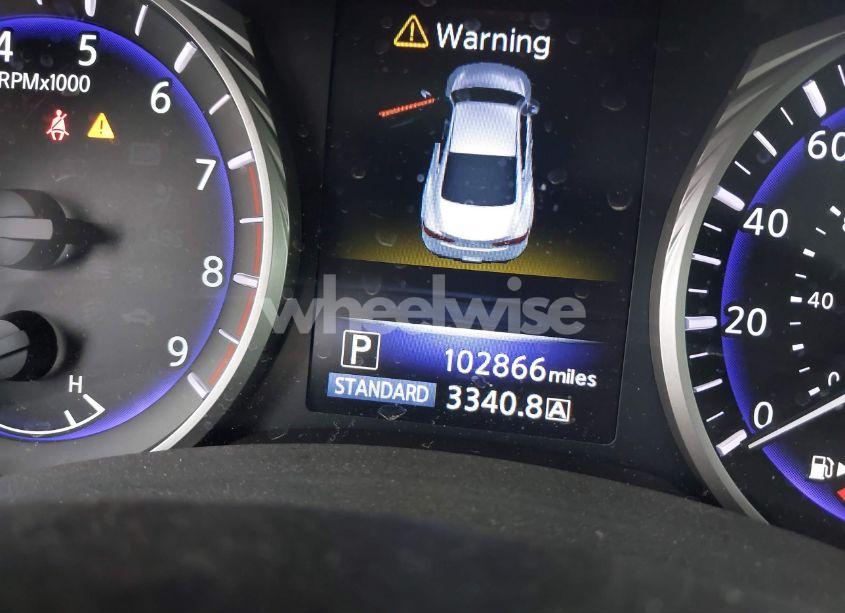 Photo 15 of 2018 Infiniti Q60 3.0T LUXE (VIN JN1EV7EK8JM340276)