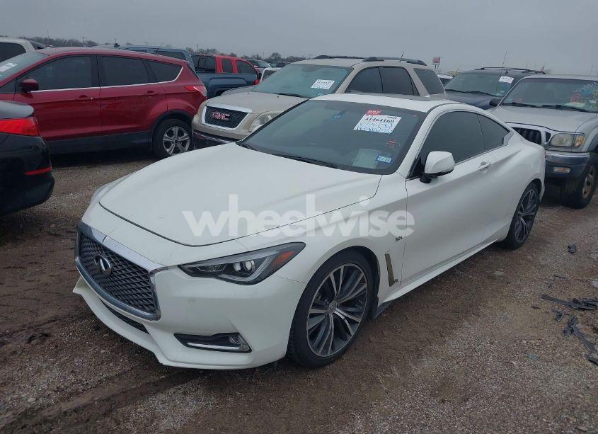 Photo 2 of 2018 Infiniti Q60 3.0T LUXE (VIN JN1EV7EK8JM340276)