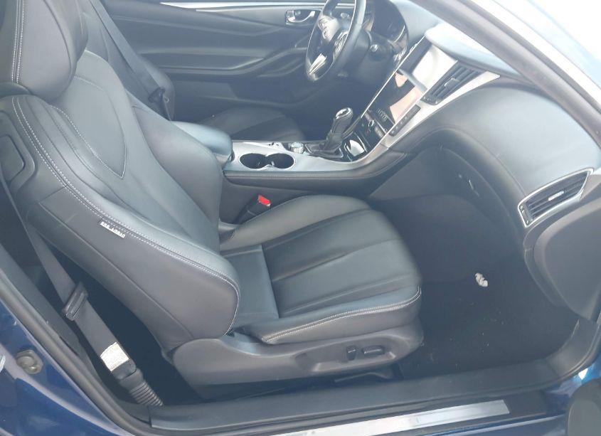 Photo 5 of 2017 Infiniti Q60 3.0T PREMIUM (VIN JN1EV7EKXHM362838)