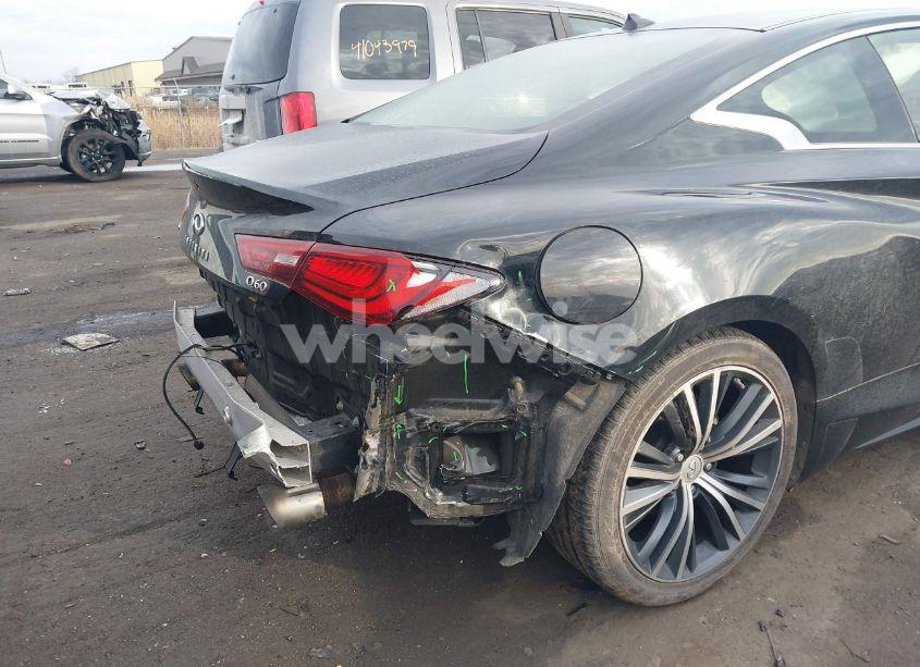 Photo 17 of 2018 Infiniti Q60 3.0T LUXE (VIN JN1EV7EL0JM390985)