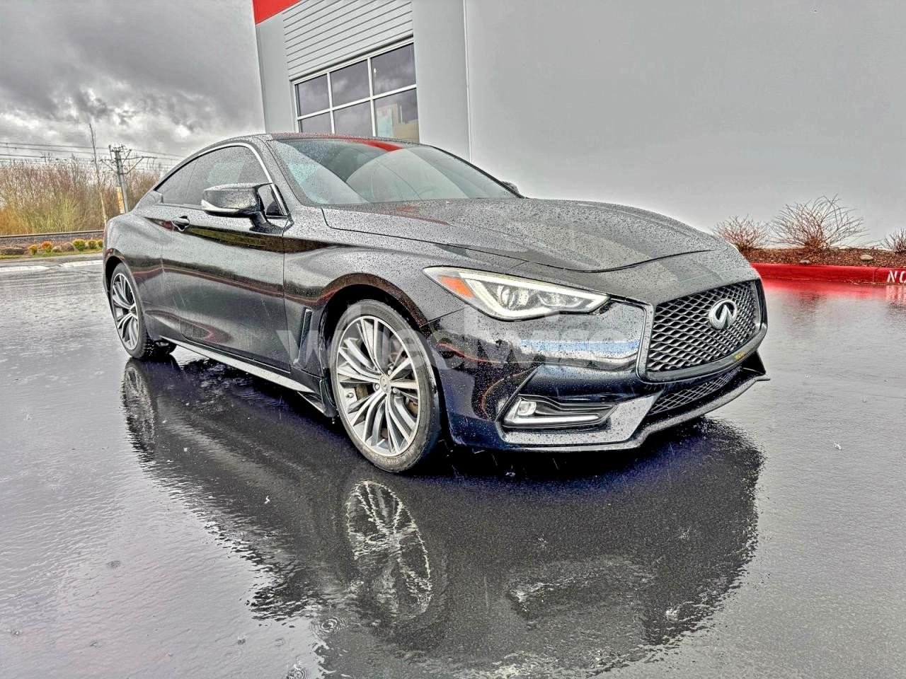 2018 INFINITI Q60 LUXE 300 (VIN JN1EV7EL1JM392535) main photo