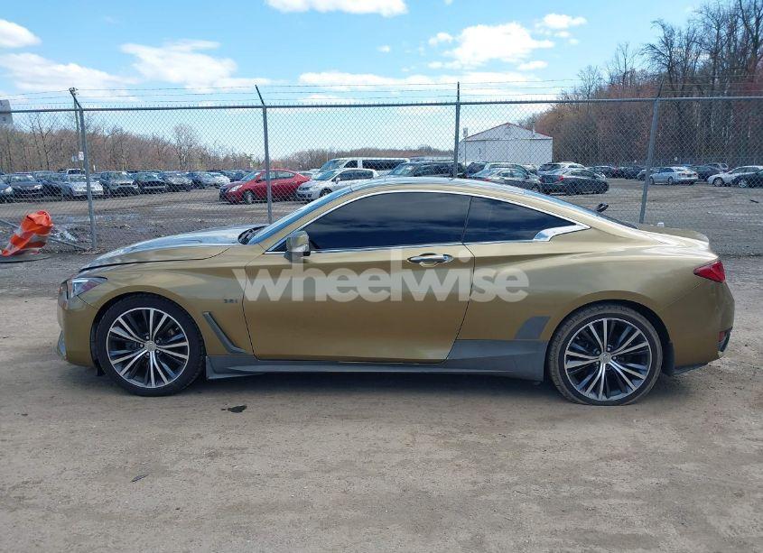 Photo 14 of 2018 Infiniti Q60 3.0T LUXE (VIN JN1EV7EL4JM393131)